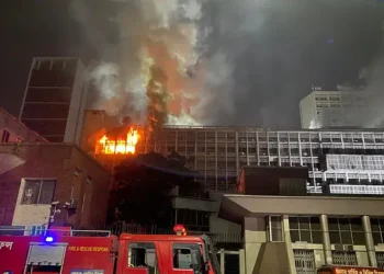 একই রাতে সচিবালয়ের আগে আগুন লেগেছিল ইস্কাটনের সচিব নিবাসে