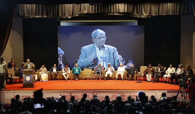 শুধু সংস্কার ও নির্বাচন প্রশ্নে নয়, বাংলাদেশের ভবিষ্যতের জন্যও প্রয়োজন ঐক্য