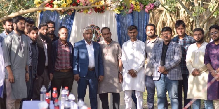 রাবির ঈশ্বরদী উপজেলা ছাত্র কল্যাণ সমিতির বার্ষিক পিকনিক ও দায়িত্ব হস্তান্তর