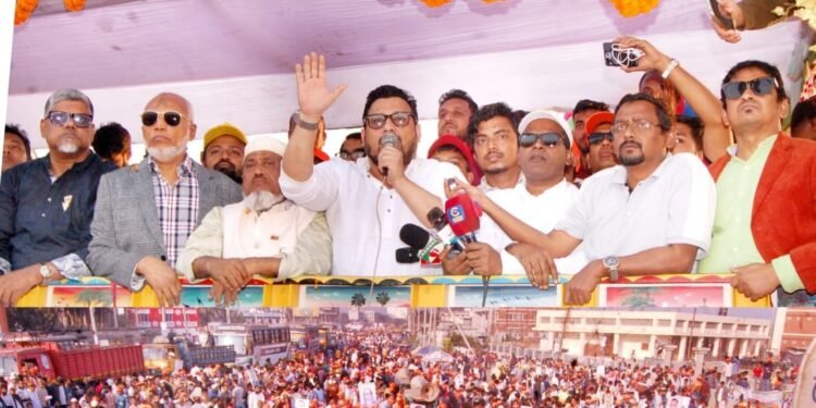 আনোয়ারায় কৃষকদলের কৃষক সমাবেশ অনুষ্ঠিত