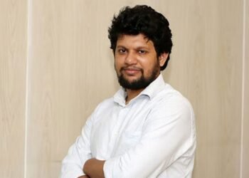 থামুন, শান্ত হোন: উপদেষ্টা মাহফুজ আলম