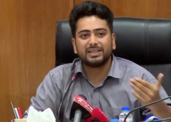 বহুমুখী সংকটের মধ্যেও জনগণের আশা-আকাঙ্ক্ষা পূরণে সরকার অঙ্গীকারাবদ্ধ : নাহিদ