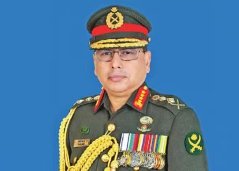 গুজব–ভুল তথ্য ছড়ানো হচ্ছে, বিভ্রান্ত হওয়া যাবে না: সেনাপ্রধান
