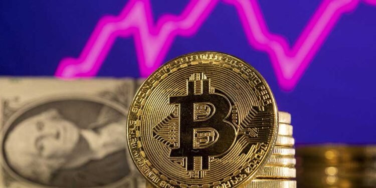 যে কারণে মাত্র ৩ দিনে বিটকয়েনের দাম বাড়লো ১৪ হাজার ডলার