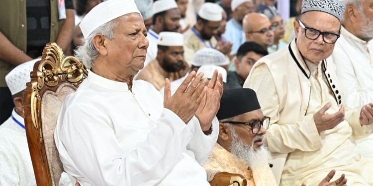 জাতীয় ঈদগাহে ঈদের নামাজ আদায় করলেন প্রধান উপদেষ্টা