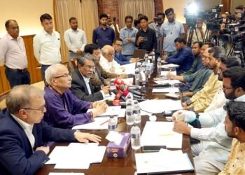 জনমানুষের ঐক্যের মাধ্যমে নতুন বাংলাদেশ বিনির্মাণ সম্ভব হবে: অধ্যাপক আলী রীয়াজ