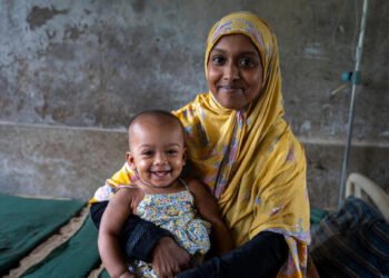 সহায়তার প্রতিশ্রুতিতে অনিশ্চয়তা বাংলাদেশে মাতৃ স্বাস্থ্যের অগ্রগতির ক্ষেত্রে ঝুঁকি তৈরি করছে: ইউনিসেফ ও বিশ্ব স্বাস্থ্য সংস্থা