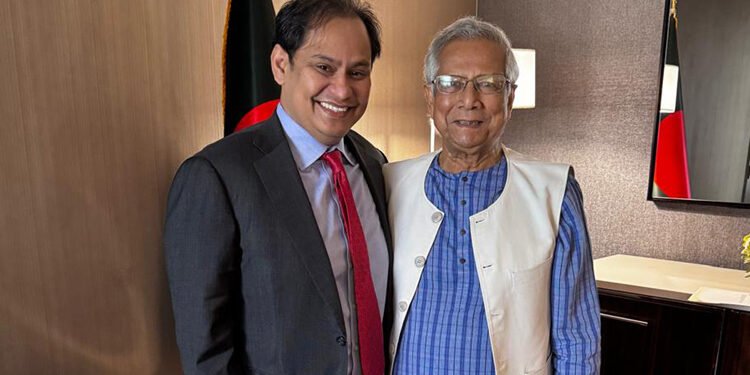 প্রধান উপদেষ্টার সঙ্গে স্ন্যাপচ্যাটের সাবেক সিএসও ইমরান খানের সাক্ষাৎ