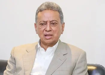 লাগামহীন লুটপাটের কারণে অর্থনীতি ধ্বংসের দ্বারপ্রান্তে