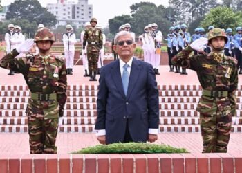 President pays tribute at National Memorial