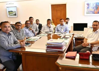 PM calls for pilot project to develop e-health platform